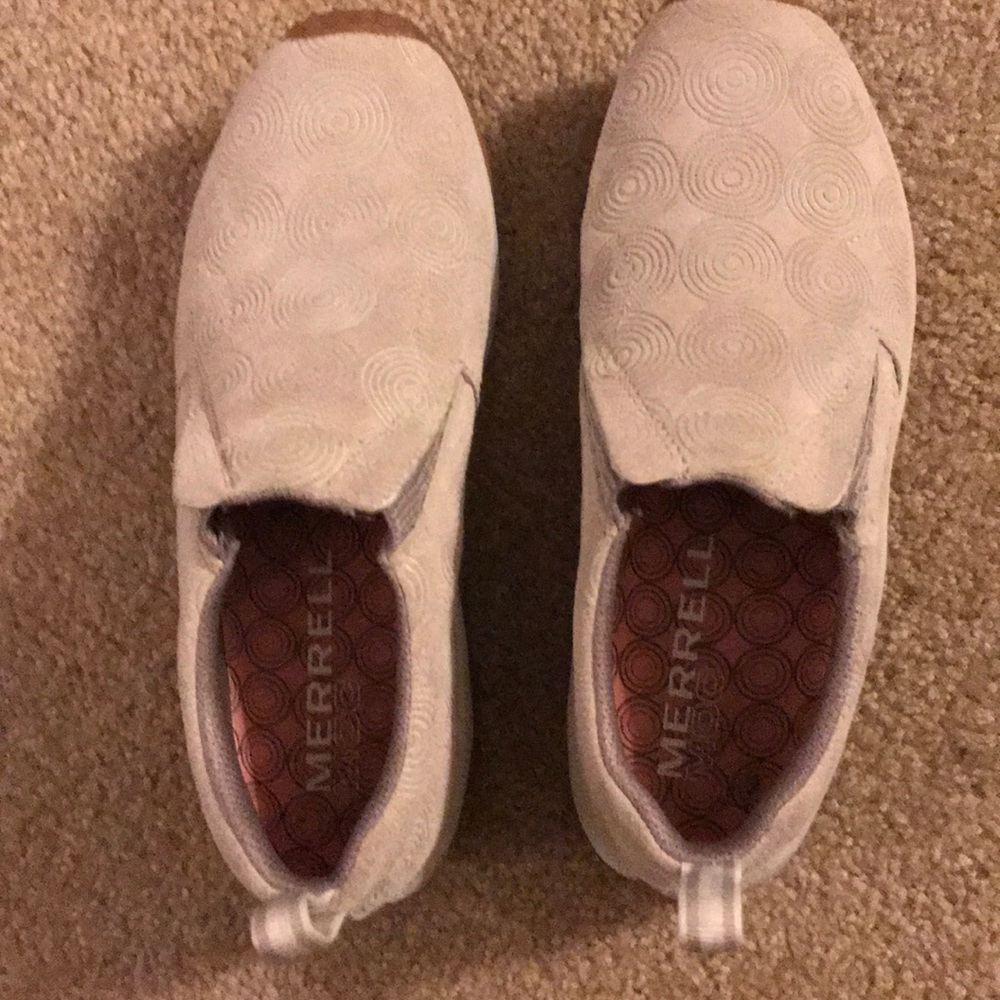 Merrell tan shoes size 9
